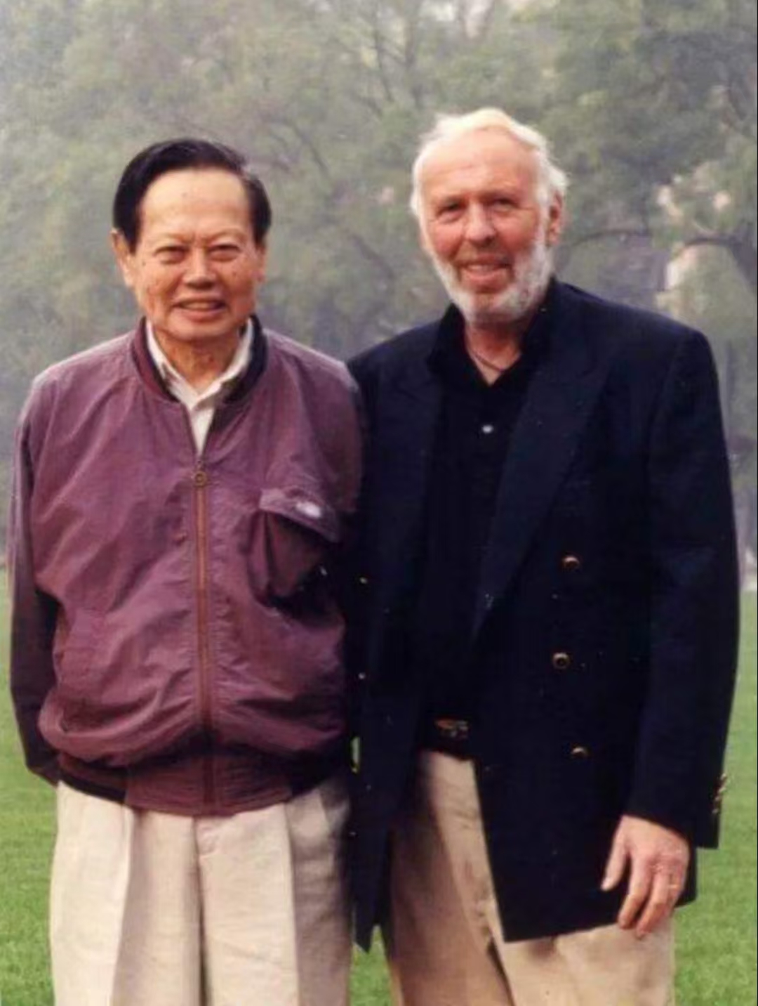 王